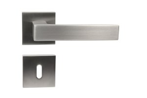 8592218034196.jpg